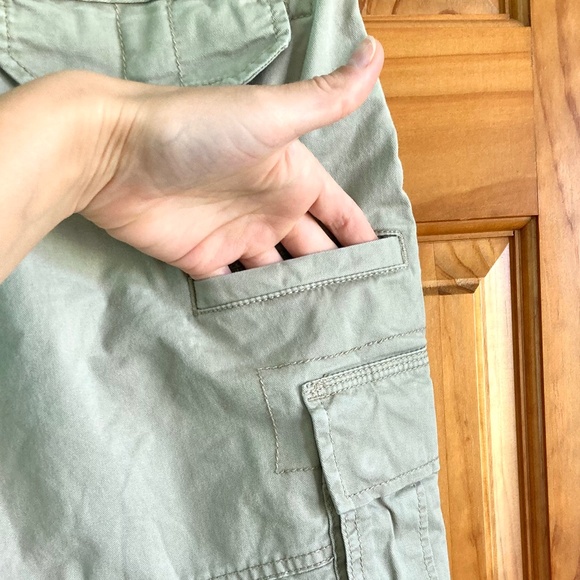 Men’s 30 inch waist George khaki casual shorts with lots of pockets - Picture 6 of 10